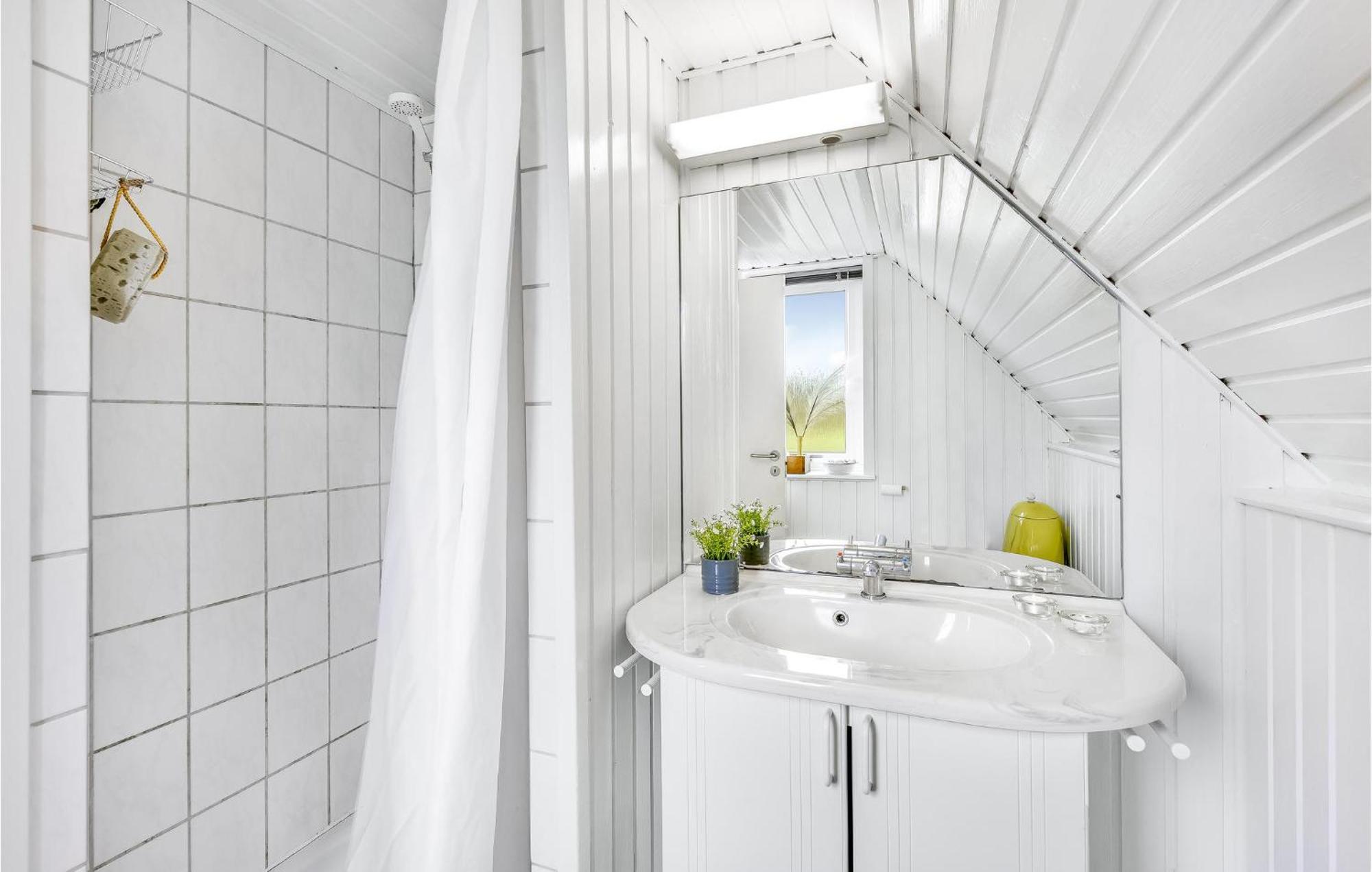Cozy Home In Hvide Sande Bjerregard Exterior photo
