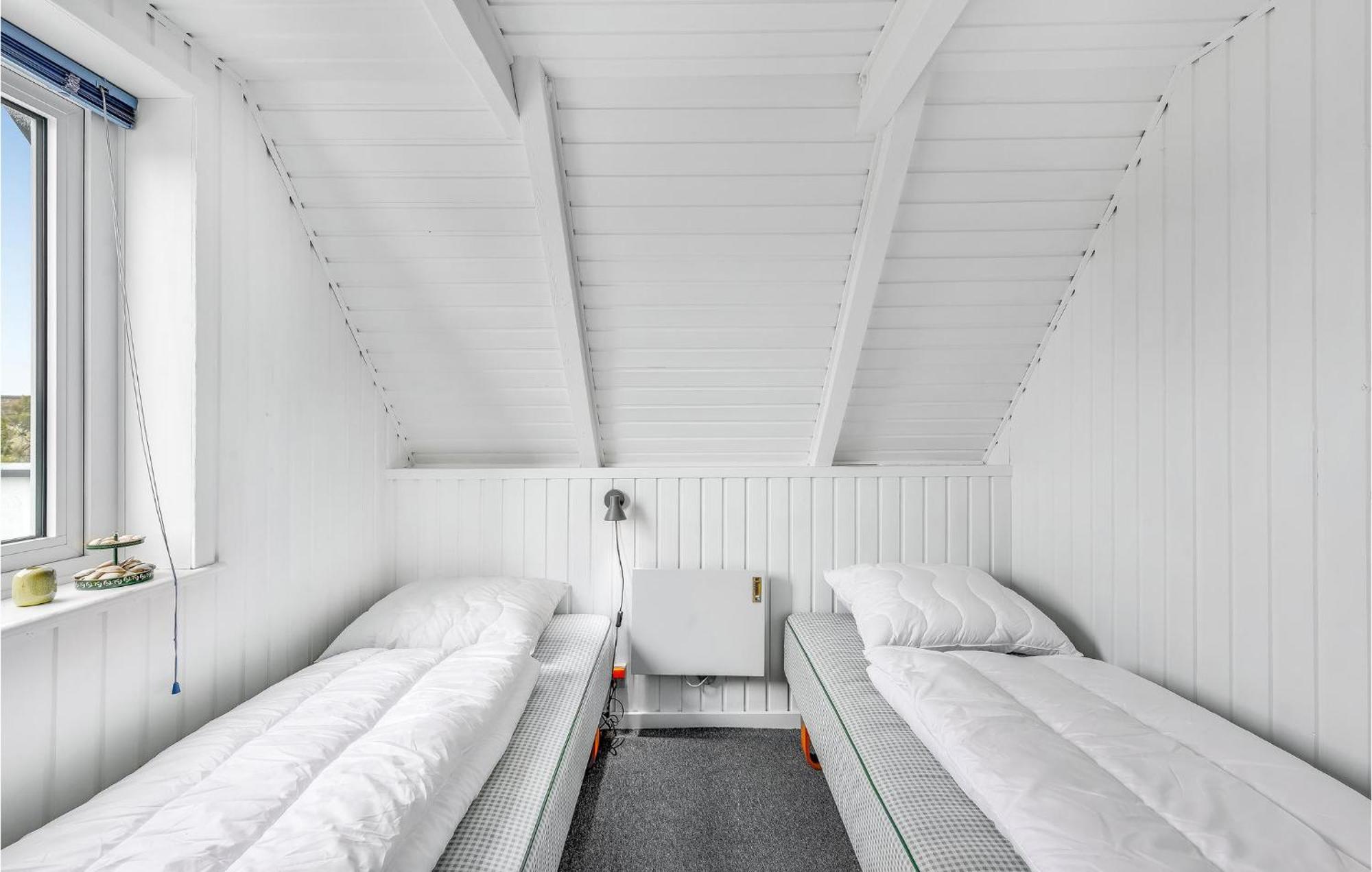 Cozy Home In Hvide Sande Bjerregard Exterior photo